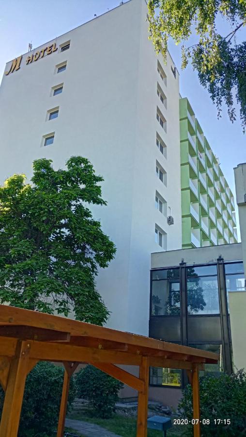 Hotel Magistern Konferencia Es Wellnesshotel 시오포크 외부 사진