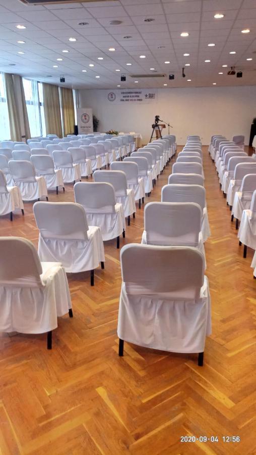 Hotel Magistern Konferencia Es Wellnesshotel 시오포크 외부 사진